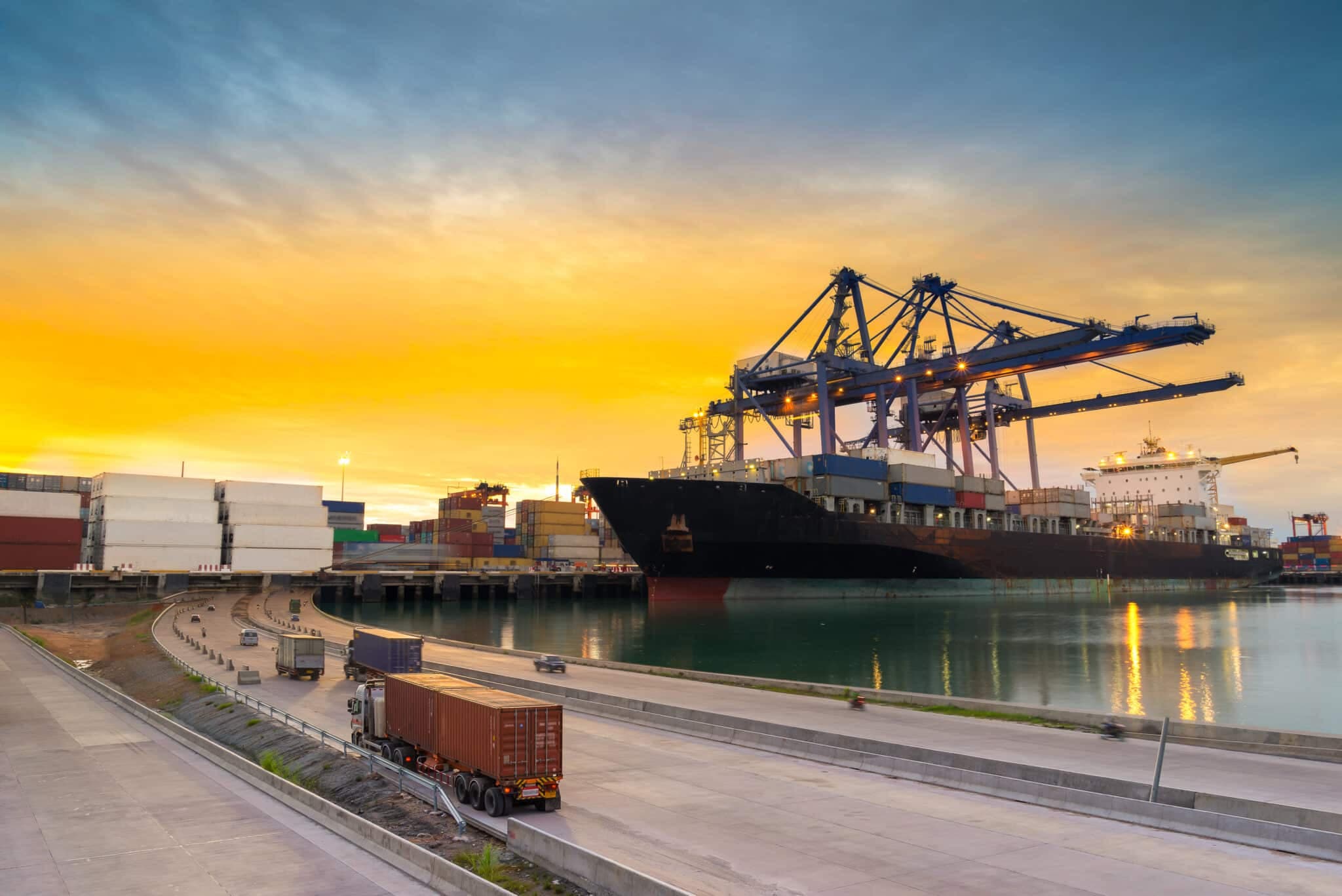 Cargo,Ship,Loading,Containers,At,Sunshine
